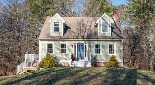 Photo of 120 Tuttle Ln, Greenland, NH 03840
