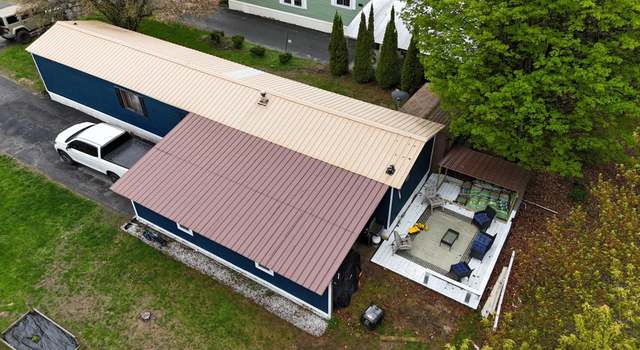 Photo of 291 Tall Timbers Dr, Hartford, VT 05001