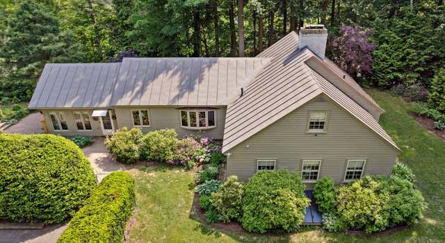 Photo of 592 Main St, Claremont, NH 03743