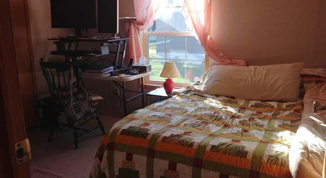 Photo of 211 Eastwind Dr, Waterbury Center, VT 05677