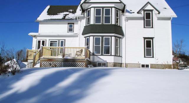 Photo of 253 High St, Barton, VT 05822