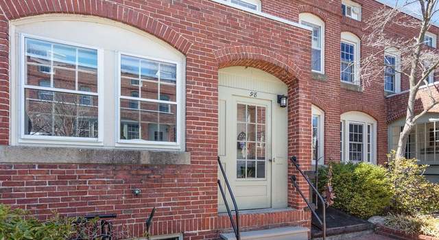 Photo of 98 Hollis St, Manchester, NH 03101