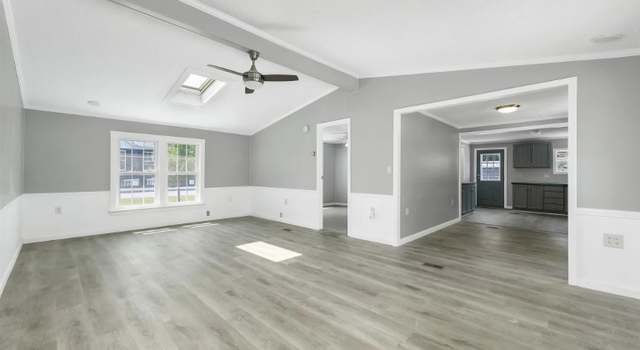 Photo of 29 Eagle Dr, Rochester, NH 03868