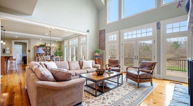 Photo of 1325 Barnumville Rd, Manchester, VT 05255