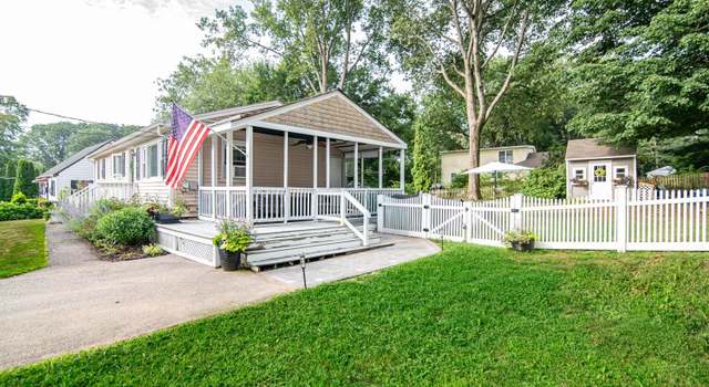 Photo of 471 Ocean Rd, Portsmouth, NH 03801
