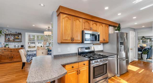 Photo of 25 Norwich Rd, Nashua, NH 03062
