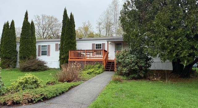 Photo of 16 Gusty Rd, Tilton, NH 03276