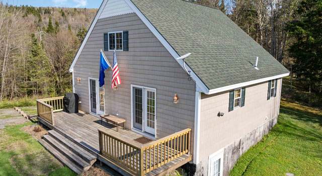 Photo of 48 Meadow View Dr, Pittsburg, NH 03592