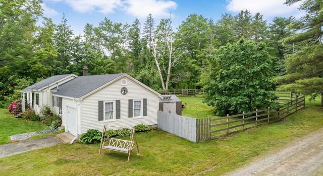 Photo of 10 Pine St, Alton, NH 03809