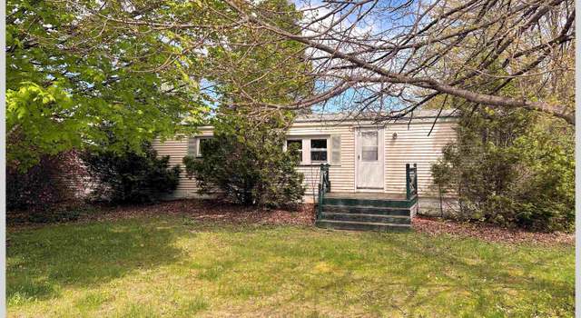 Photo of 21 Lacourse St, Plymouth, NH 03264