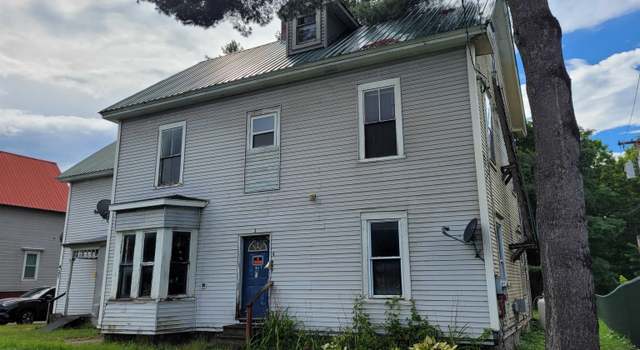 Photo of 427 Main St, Lyndon, VT 05851