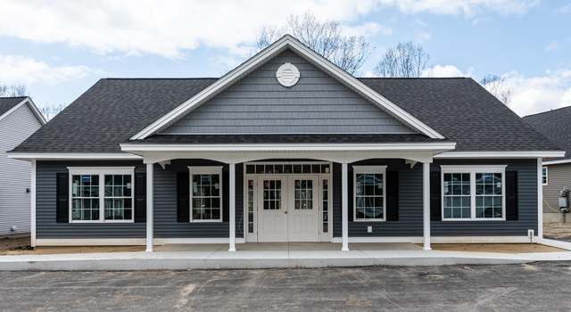 Photo of 4 Massie Cir #33, Hudson, NH 03051