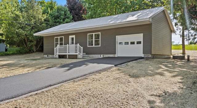 Photo of 102 E Shore Dr, St. Albans Town, VT 05478