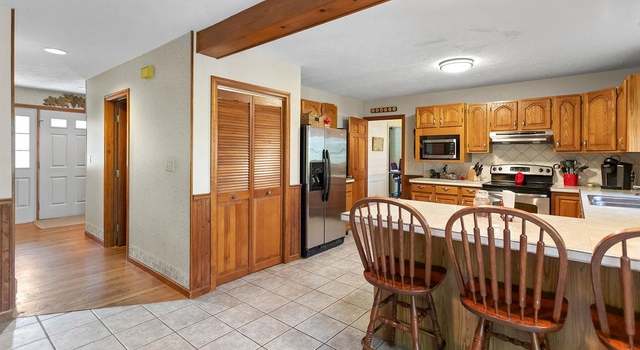 Photo of 57 Oak Ridge Rd, Weare, NH 03281