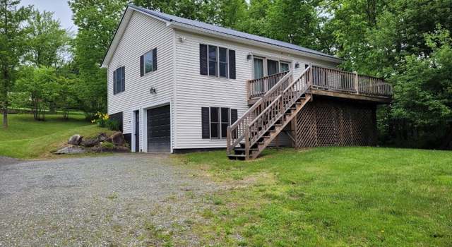 Photo of 492 Eastern Ave, Barton, VT 05822