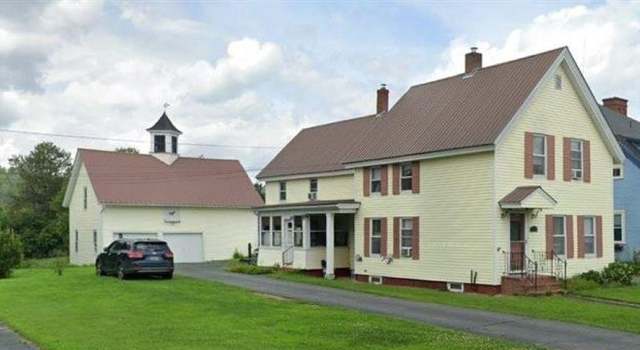 Photo of 105 Park Ave, Lyndon, VT 05851