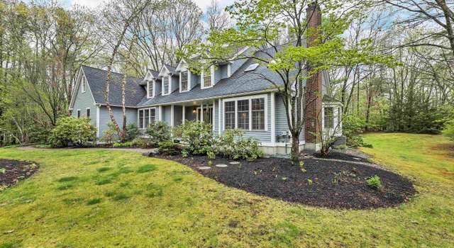 Photo of 3 Bassett Ln, Newfields, NH 03856