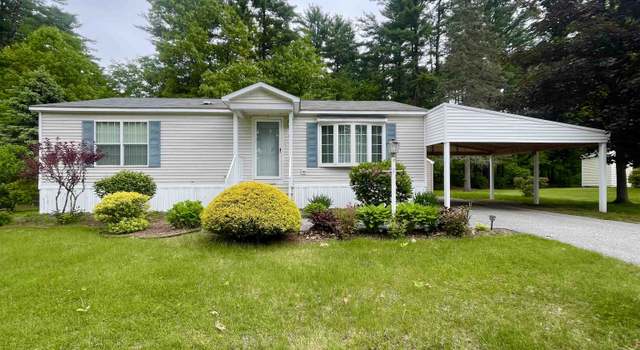 Photo of 6 Centerwood Dr, Concord, NH 03301