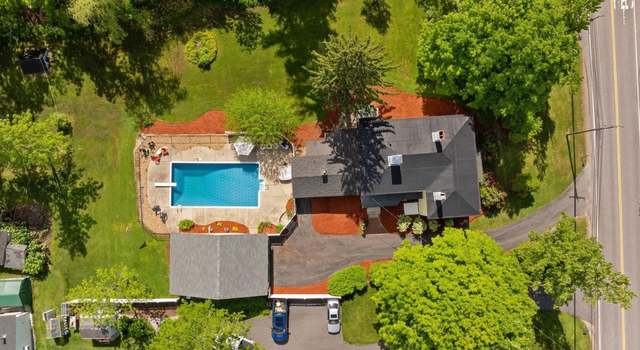 Photo of 51 E Derry Rd, Derry, NH 03038
