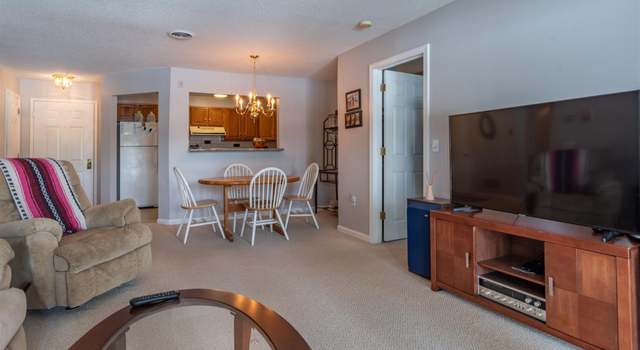 Photo of 3 Bartemus Trl #204, Nashua, NH 03063
