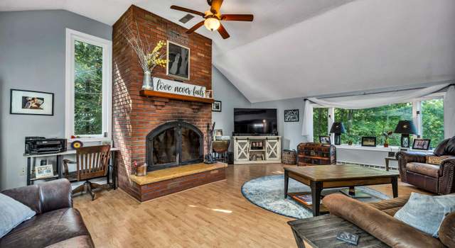 Photo of 55 Timber Ln, Wolfeboro, NH 03894