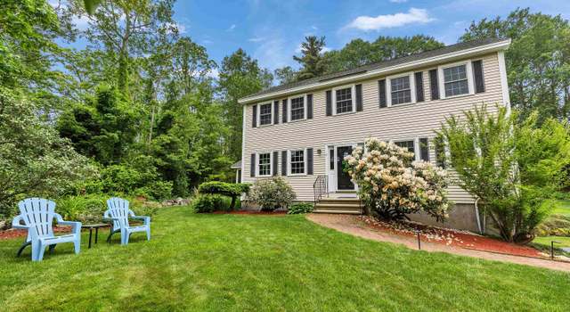 Photo of 21 Winter Dr, Hooksett, NH 03106-1961