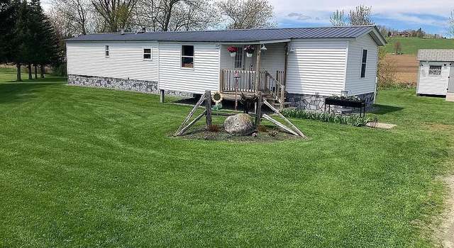 Photo of 334 Roy St, Derby, VT 05855