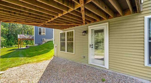Photo of 6 Cottonwood Way, Manchester, NH 03102
