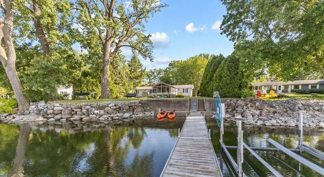 Photo of 424 N Shore Rd, Isle La Motte, VT 05463