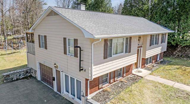 Photo of 450 Alpine St, Berlin, NH 03570