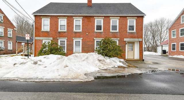Photo of 51-53 South St, Rollinsford, NH 03869