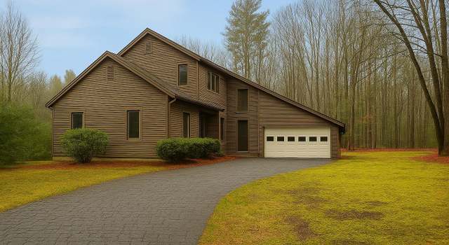 Photo of 2 Hemlock Rd, Kingston, NH 03848