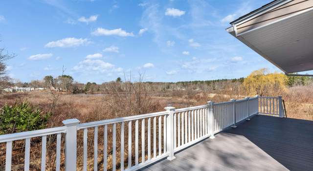 Photo of 2 Diaz Dr, Raymond, NH 03077