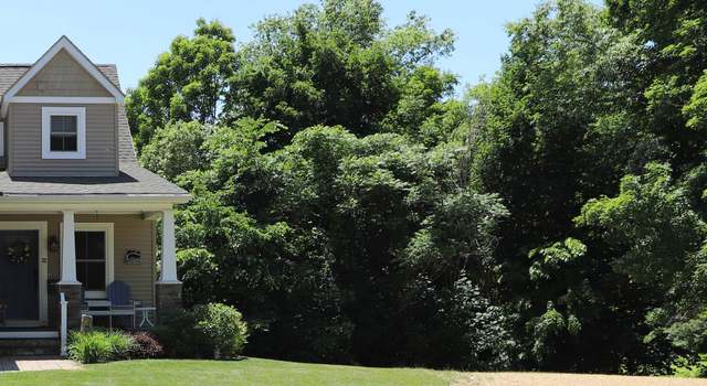 Photo of 34 High St, Ludlow, VT 05149
