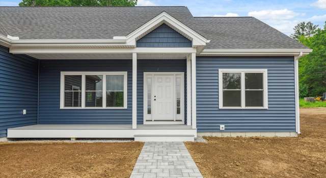 Photo of 124 Forest Rd, Hancock, NH 03449