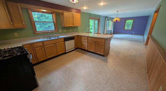 Photo of 729 Warren Rd, Eden, VT 05652