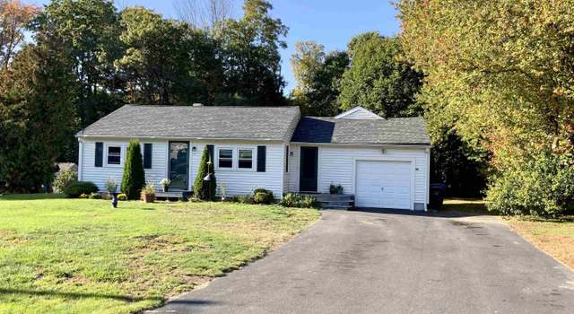 Photo of 17 Frenette Dr, Hudson, NH 03051
