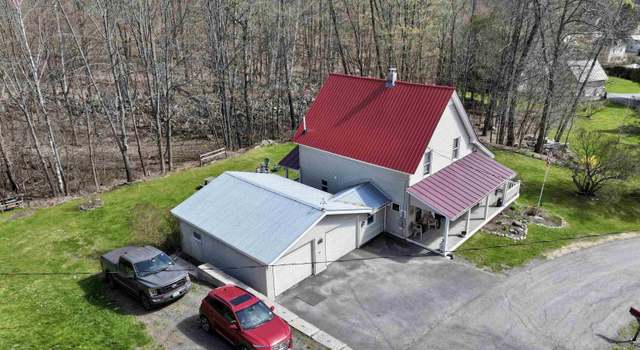 Photo of 20 Barclay Quarry Rd, Graniteville, VT 05654