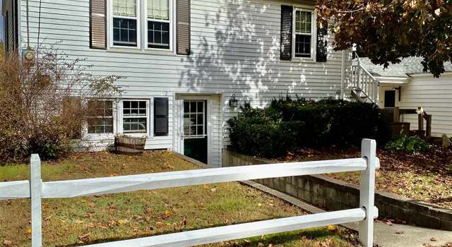 Photo of 2 Kingsbury St, Derry, NH 03038