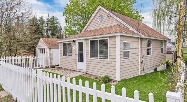 Photo of 223 W Shore Ave, Manchester, NH 03109