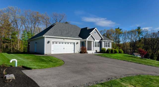 Photo of 8 Majestic Ave, Pelham, NH 03076