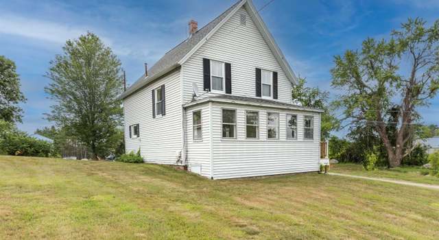 Photo of 84 Church St, Rochester, NH 03839