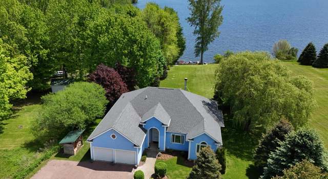Photo of 16 Turtle Bay Ln, South Hero, VT 05486