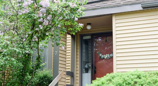 Photo of 7 Savage Ct, Pembroke, NH 03275
