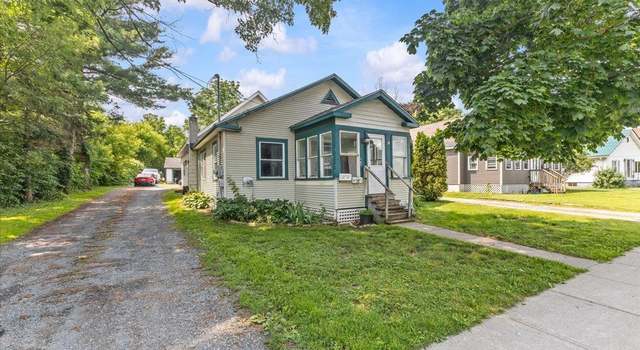 Photo of 72 N Elm St, St. Albans City, VT 05478