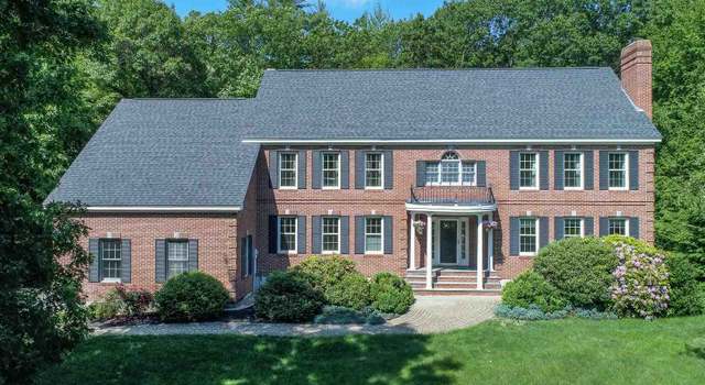 Photo of 14 Pembroke Way, Bedford, NH 03110
