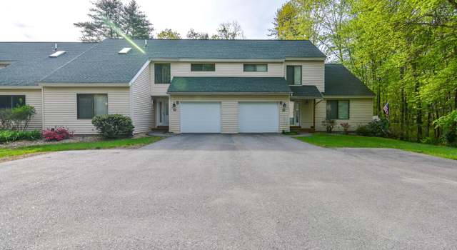 Photo of 52 Ridgewood Dr Unit 14 C, Atkinson, NH 03811