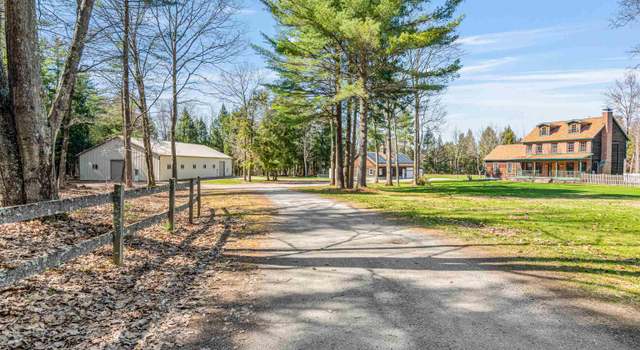 Photo of 5 Pine Harbor Rd, Milton, VT 05468