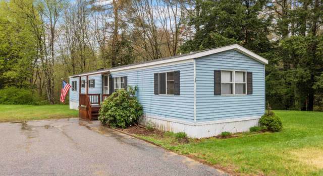 Photo of 18 Brook Cir, Loudon, NH 03307