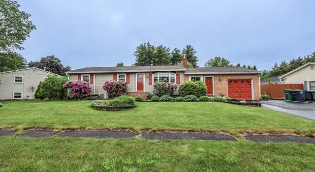 Photo of 14 Bramble Dr, Nashua, NH 03062-3106